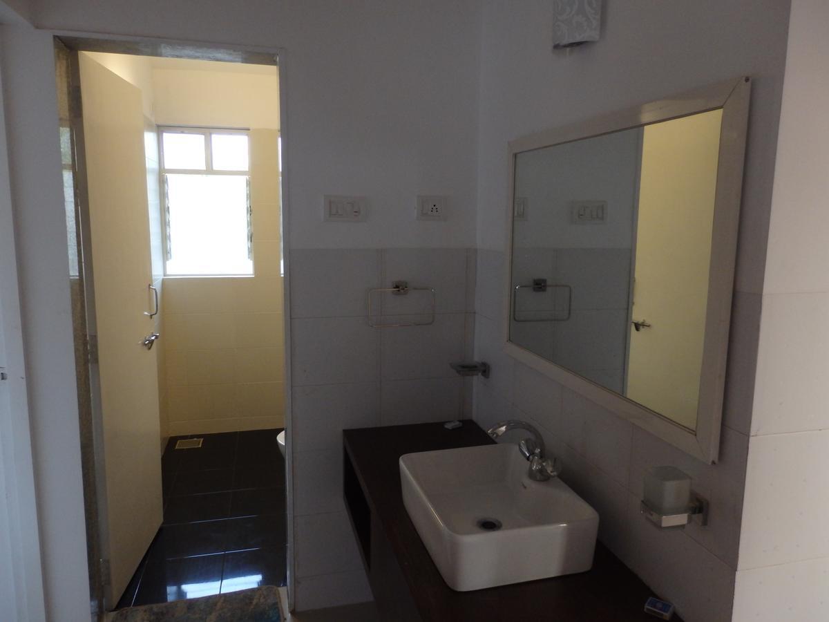 Cherilyn Monta Resort - Ratnagiri Vatul ภายนอก รูปภาพ