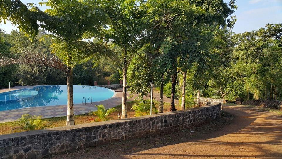 Cherilyn Monta Resort - Ratnagiri Vatul ภายนอก รูปภาพ